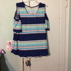 Nwt 26/28 avenue top