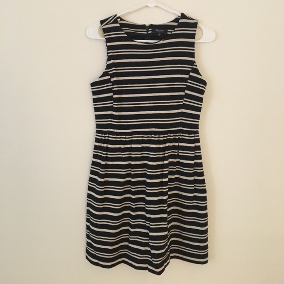 💕Madewell 💕 Afternoon Dress in Black Stripe - Picture 4 of 5