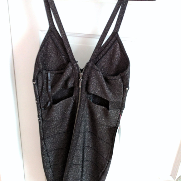 bebe bandage dress with studs - Picture 2 of 4