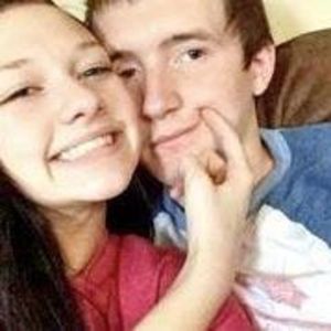 Meet your Posher, Wesley