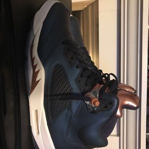 AIR JORDAN 5 BRONZE