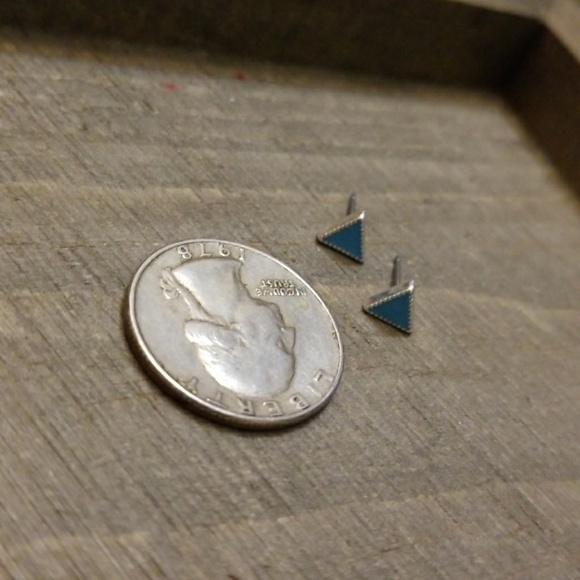 JBloom Silver and Teal Triangle Earrings - Picture 4 of 5