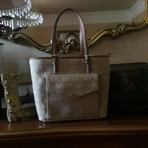 PRICE DROP. MK JET SET / CAMEL.