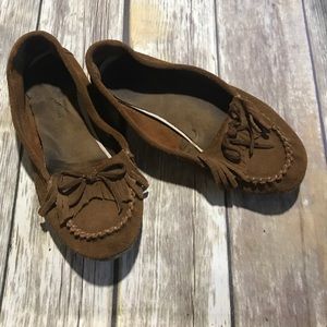 Minnetonka moccasins size 8.5