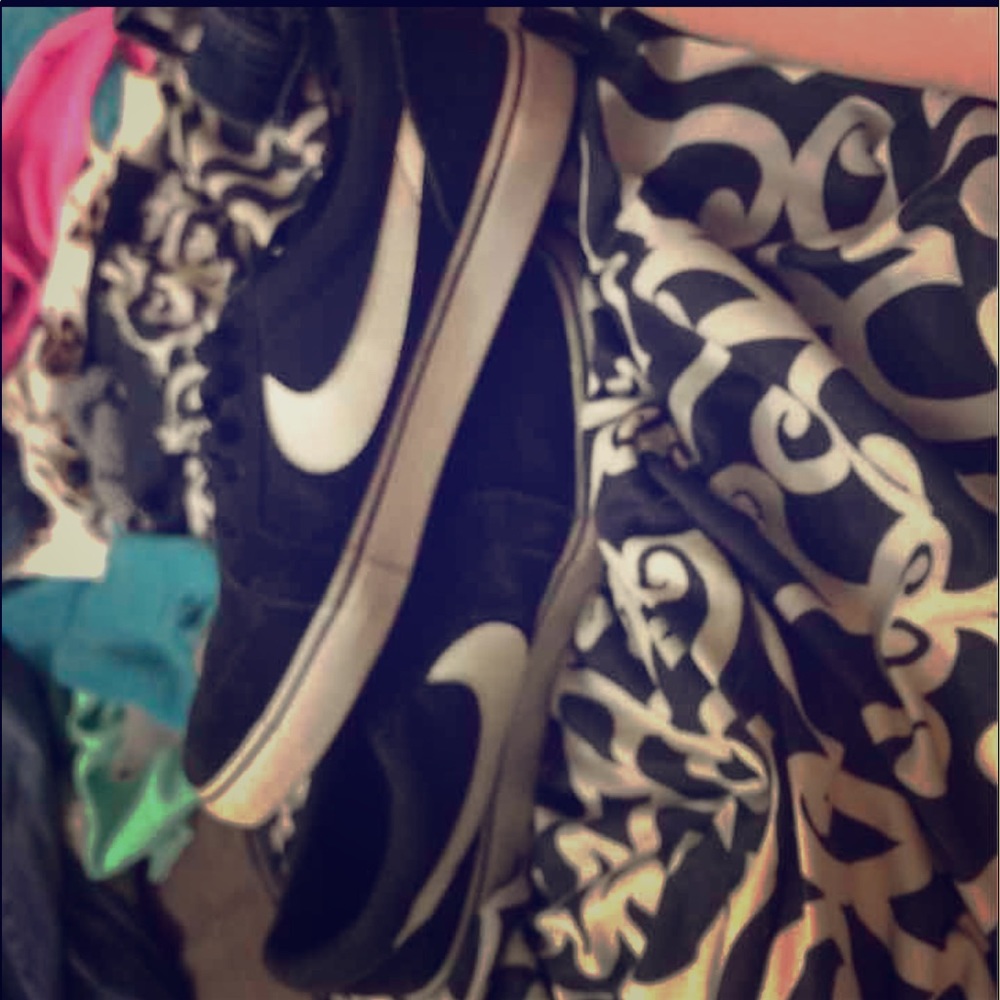 Nike men's 10.5 worn 3 times