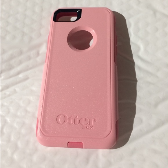 OtterBox Accessories - Pink Commuter OtterBox Case iPhone 7/8