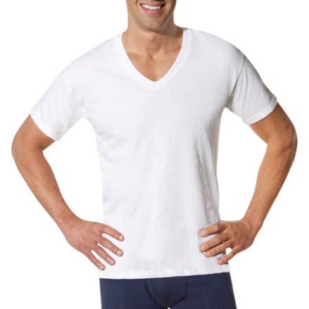 Hanes white tee
