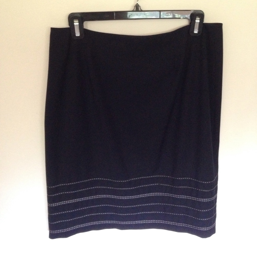 Preston & York mid length stretch skirt