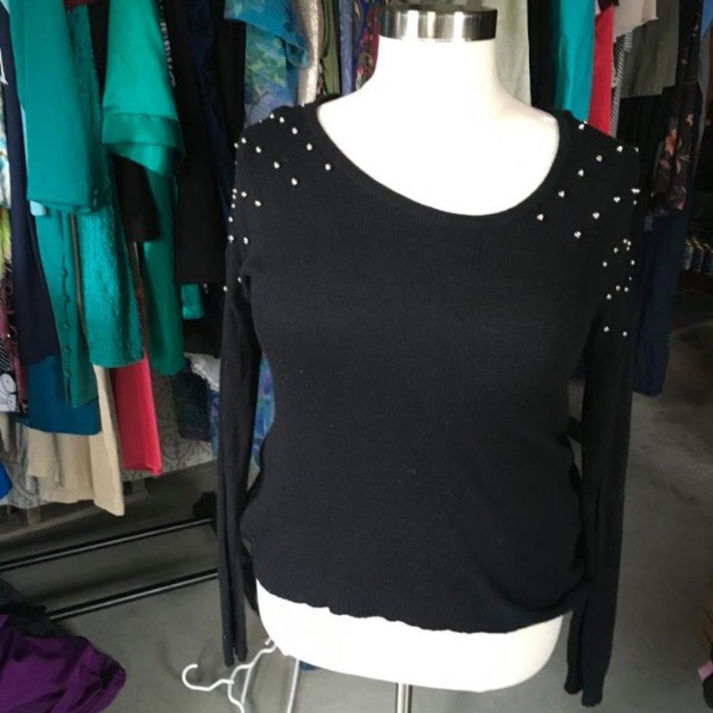 Super fun black sweater