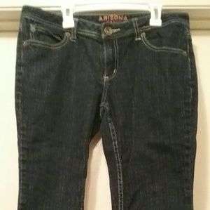 JUNIOR GIRL ARIZONA SIZE 11 CAPRIS