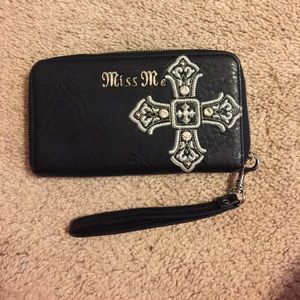 Miss Me Wristlet