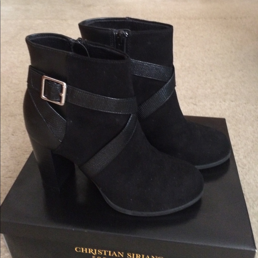 Suade Boots NEW✨