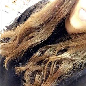 Meet your Posher, Camila