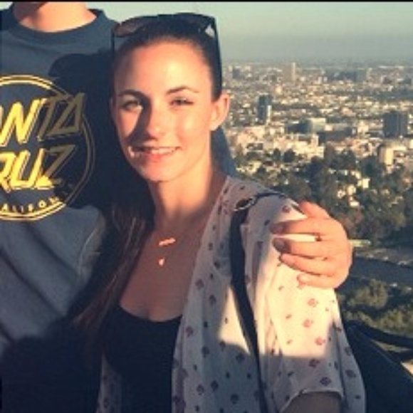 Meet your Posher, Francesca - Picture 5 of 6