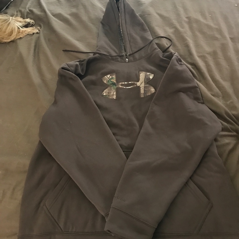 BRAND NEW UNDER ARMOUR SWEATSHIRT