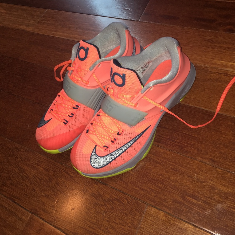 KD's peach . - Picture 2 of 3