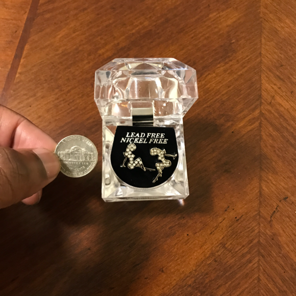 Hip Hop Bling Iced Out Nude Girl Earring - Picture 3 of 3