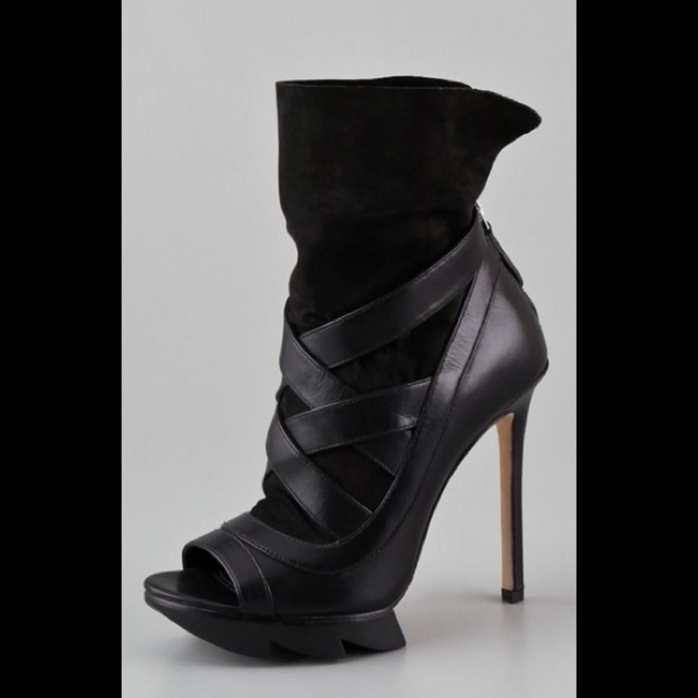 Camilla Skovgaard black suede leather booties