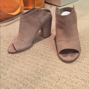 Dolce vita heels
