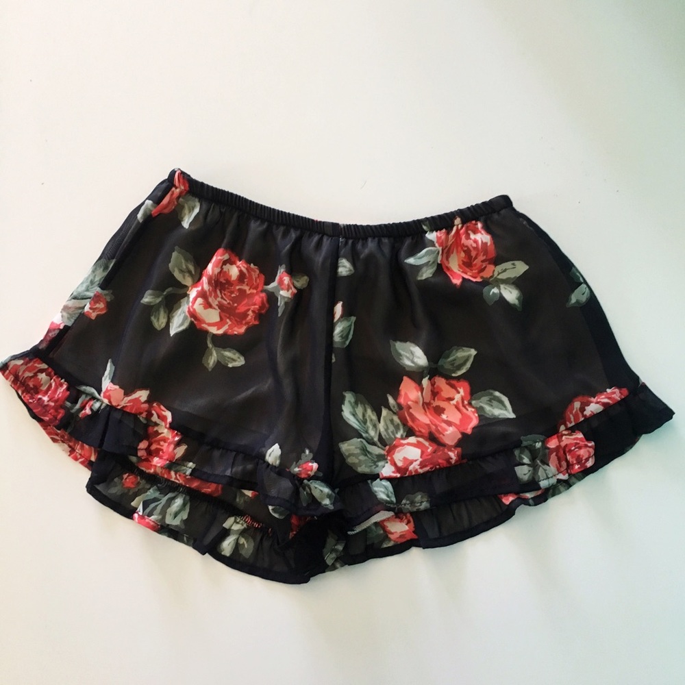 NWOT soft floral flowy shorts