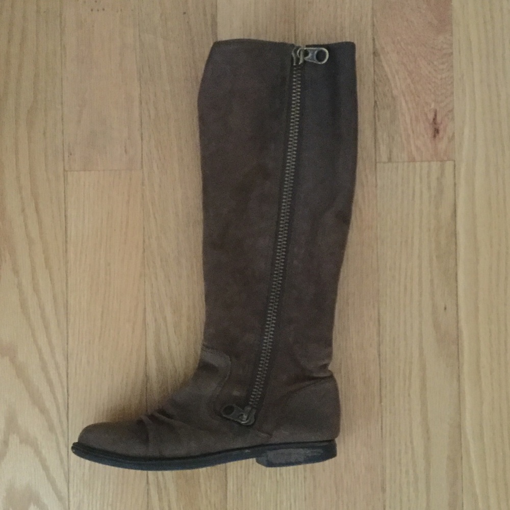 Steve Madden brown boots