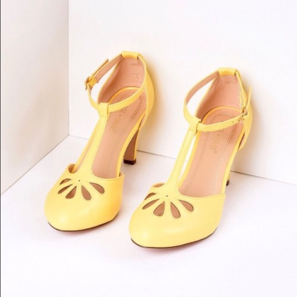 Unique Vintage Yellow T-Strap Heels