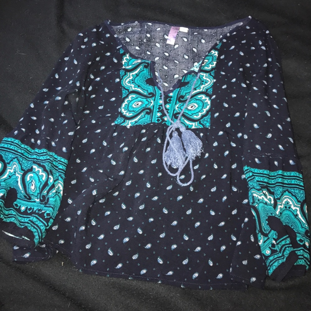 Francesca's Blouse! Sz M.