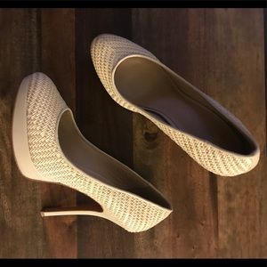 Joan & David Ivory, Woven Pump