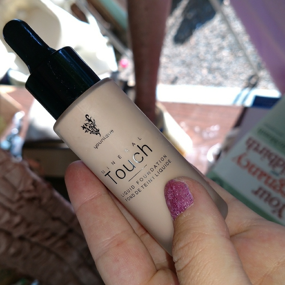 Oreganza touch cover up