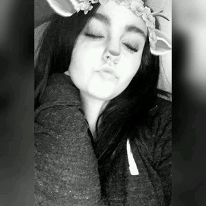 Meet your Posher, Noel