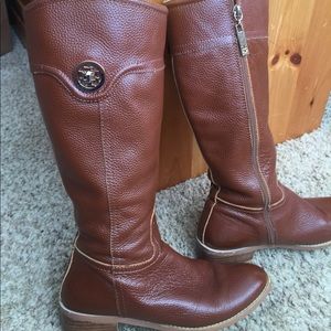 Tory Burch size 9 flat boots in Cognac
