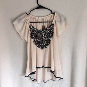 NWT Francesca's blouse