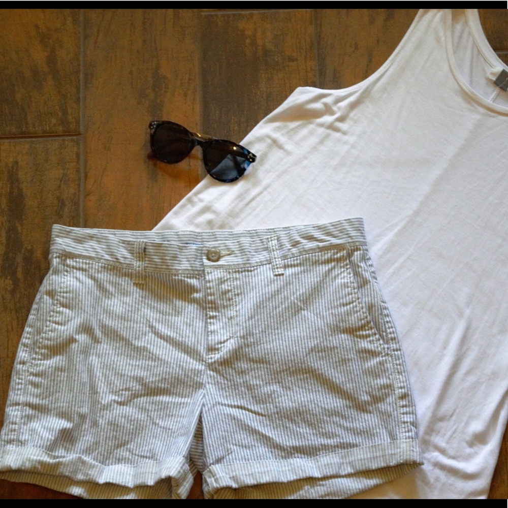 Gap Girlfriend 4 inch Shorts