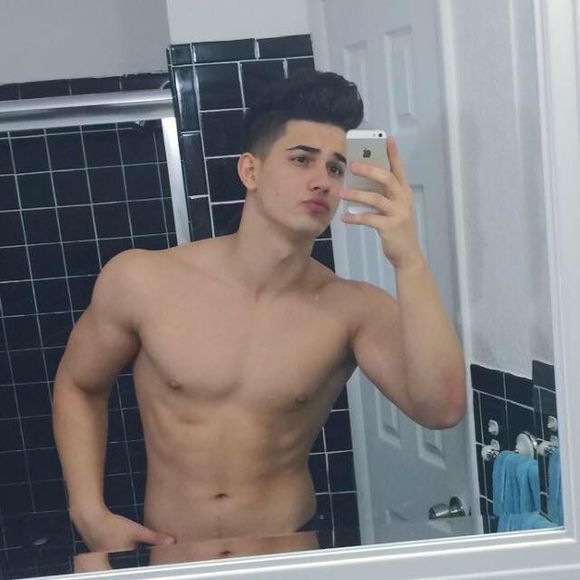 Meet your Posher, Adrian - Picture 1 of 1