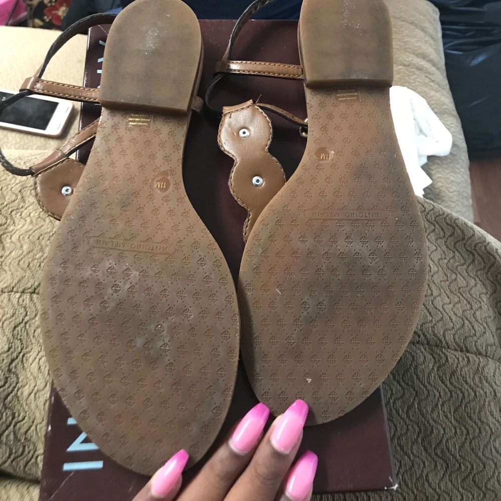 Sandals - Picture 3 of 3