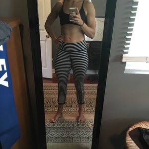 Athleta capris