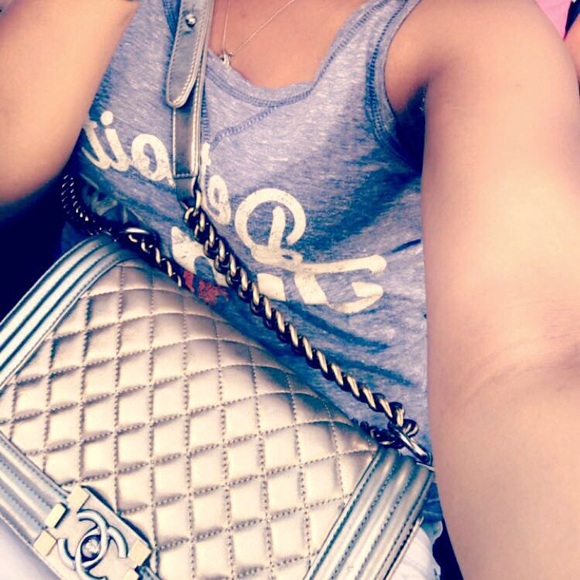 Chanel Sold - Picture 3 of 8