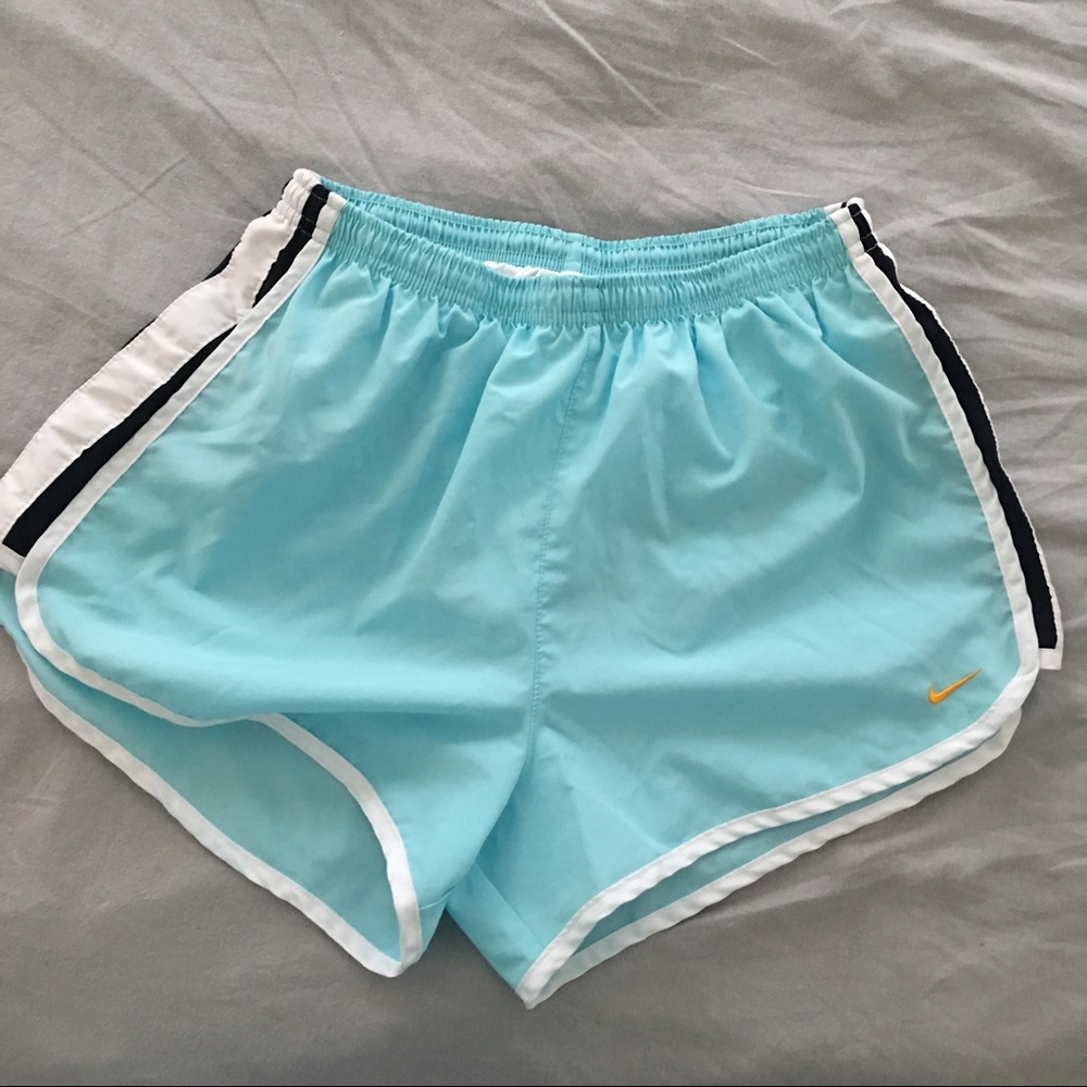 Nike Tempo Shorts aqua