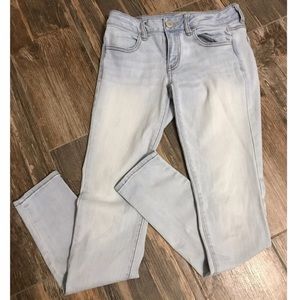 American Eagle Light Wash Size 4 Jeggings