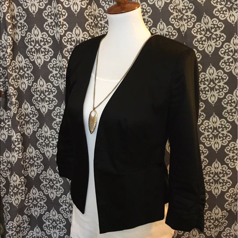 Halogen blazer with ruched cuffs