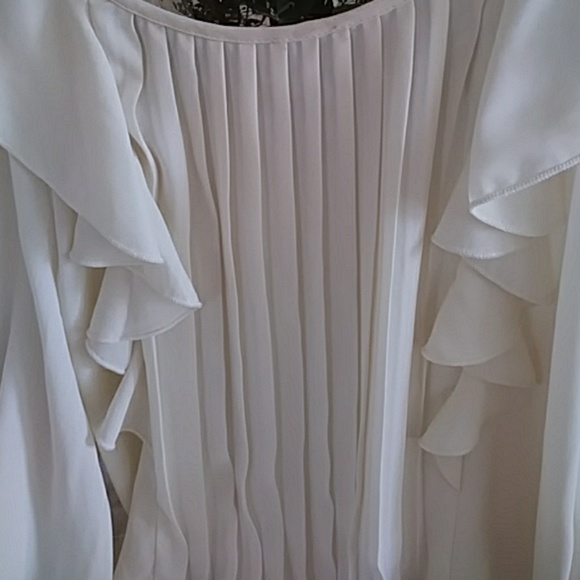 Blouse - Picture 2 of 4