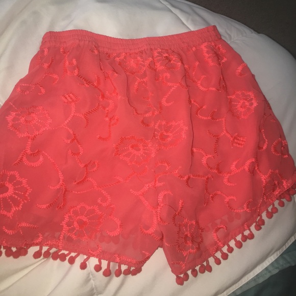 soft short with pockets - Picture 2 of 4