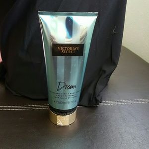 Victoria Secret Dream Fragrance Lotion 200 ml