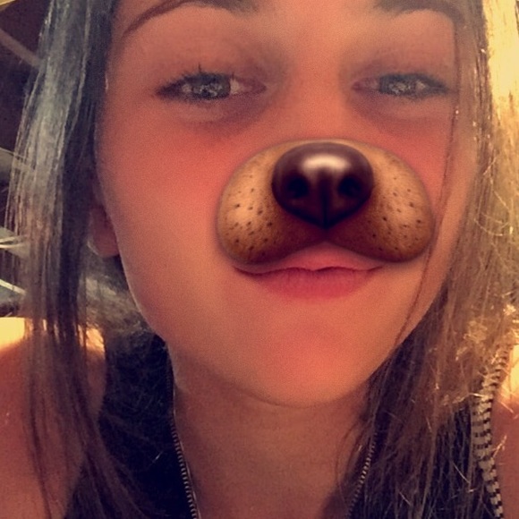 Meet your Posher, Abbey - Picture 1 of 1