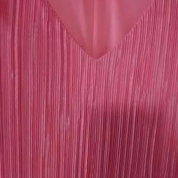 Dress - Picture 2 of 5