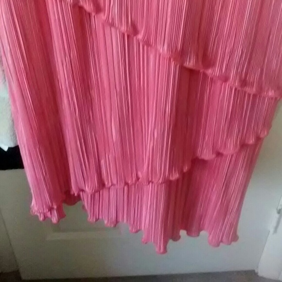 Dress - Picture 5 of 5