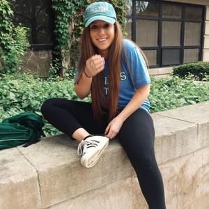 Meet your Posher, Elise