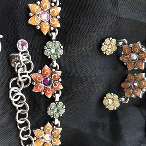 Flower necklace and earrings