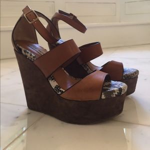 Steve Madden Churhill Cognac Wedges