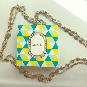 Stella & Dot Devon- silver layering Necklace